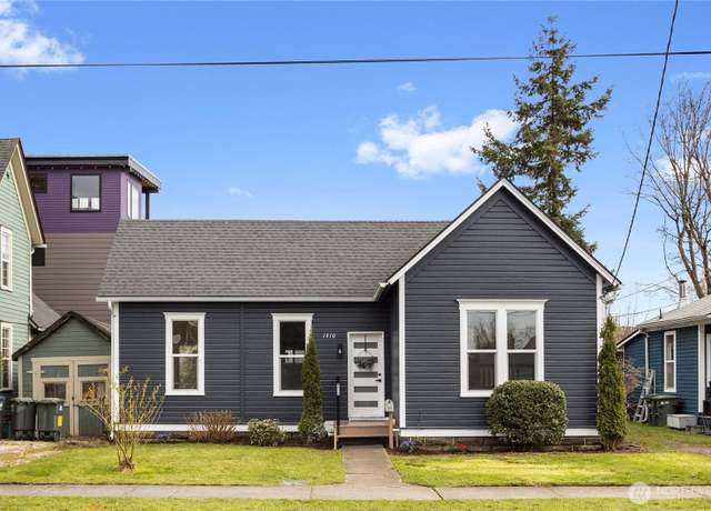 Property at 1410 J St, Bellingham, WA 98225, 3 beds, 1 bath