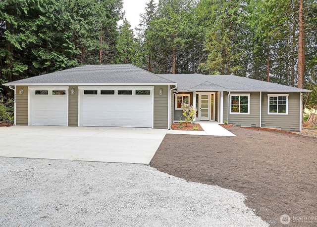 Property at 2802 Park Dr, Camano Island, WA 98282, 3 beds, 2.5 baths