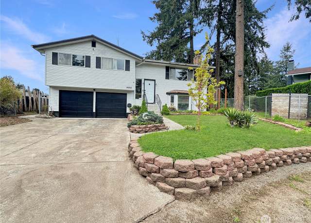 Property at 14914 20th Ave E, Parkland, WA 98445, 3 beds, 2.5 baths