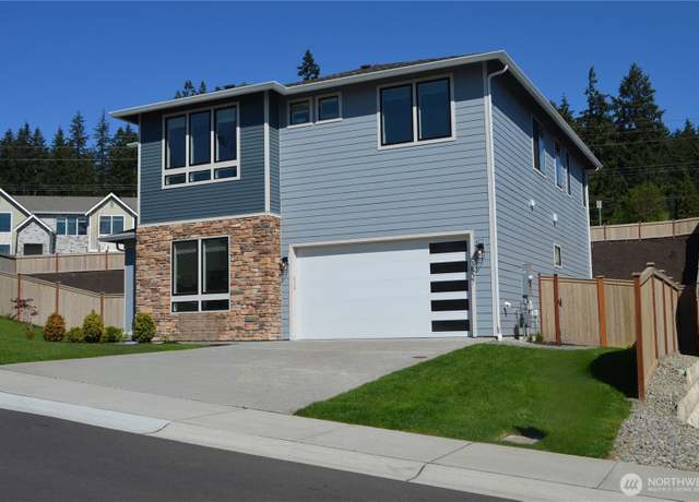 Property at 3807 95th Ave E, Edgewood, WA 98371, 4 beds, 3 baths