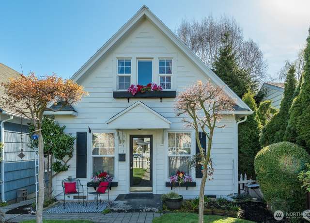 Property at 1911 Rucker Ave, Everett, WA 98201, 3 beds, 1 bath
