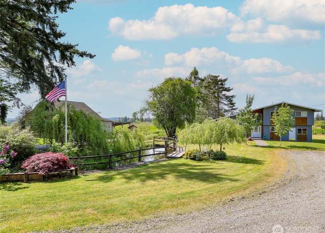 Property at 6 Sunnyside Blvd, Lake Stevens, WA 98258, 4 beds, 3 baths