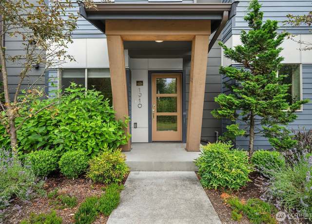 Property at 1910 Riva Ln NW, Issaquah, WA 98027, 2 beds, 3 baths