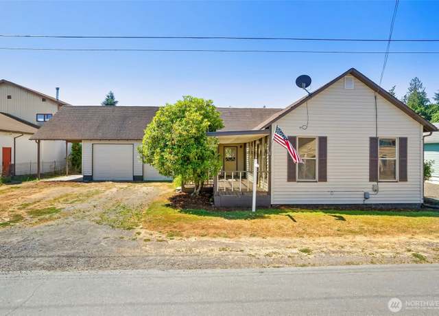 Property at 1851 NE Pacific Ave, Keyport, WA 98345, 4 beds, 1 bath