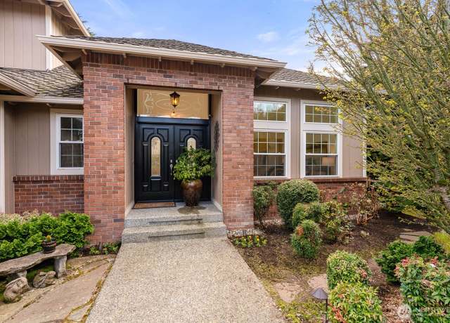 Property at 11429 33rd Dr SE, Everett, WA 98208, 4 beds, 2.5 baths