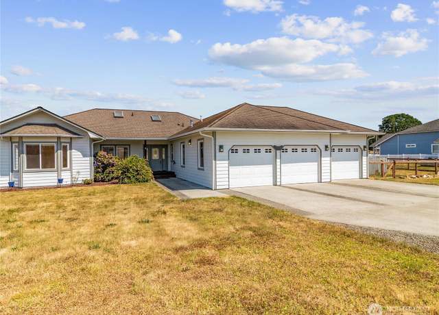Property at 12334 Maxvale Dr SE, Yelm, WA 98597, 3 beds, 2.5 baths
