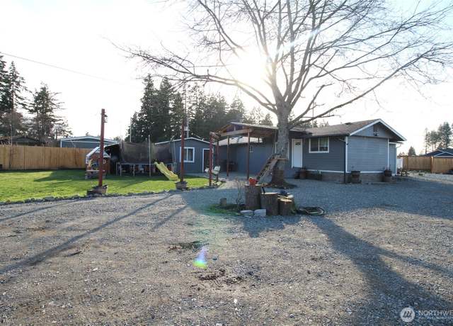 Property at 18311 38th Ave E, Tacoma, WA 98446, 3 beds, 1 bath