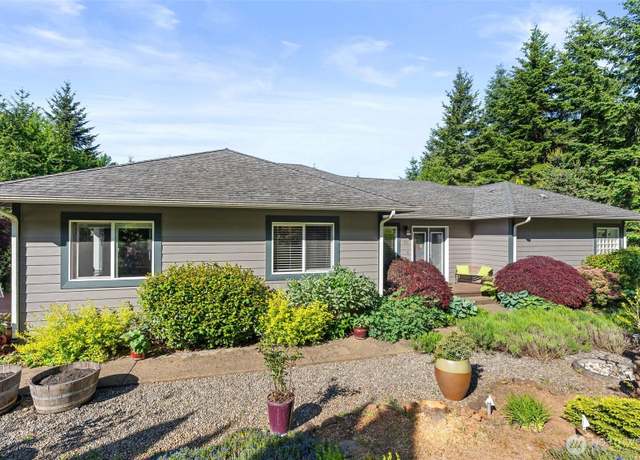 Property at 170 Sholes Dr, Chehalis, WA 98532, 3 beds, 2 baths