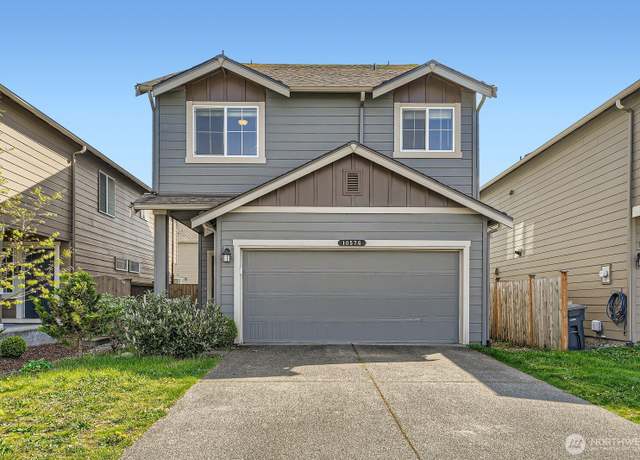Property at 10576 189th St E, Puyallup, WA 98374, 4 beds, 2.5 baths