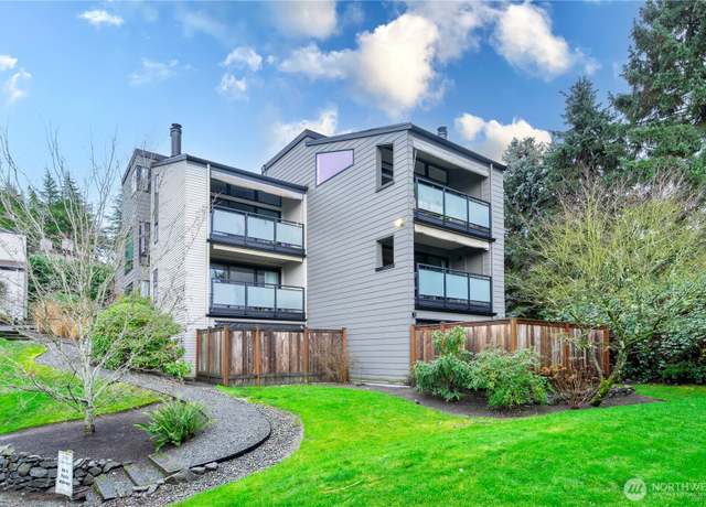 Property at 11226 NE 68th St Unit D, Kirkland, WA 98033, 2 beds, 2 baths