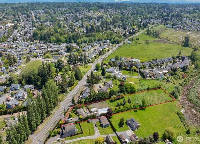 Property at 5528 61st St NE, Marysville, WA 98270, 3 beds, 2 baths