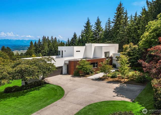 Property at 25209 NE 108th St, Redmond, WA 98053, 3 beds, 4.5 baths
