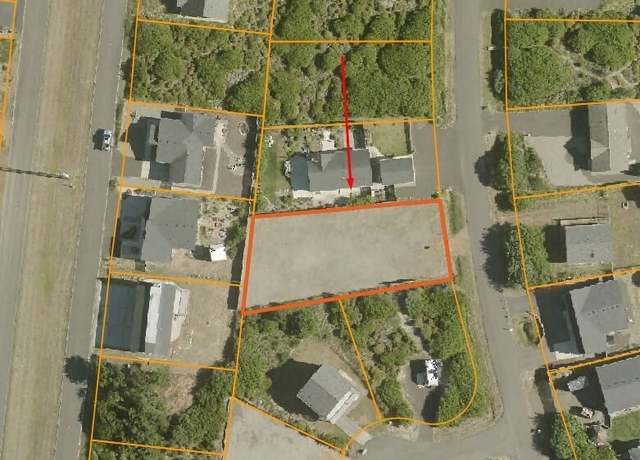 Property at 1075 Greenview Ave SW, Ocean Shores, WA 98569