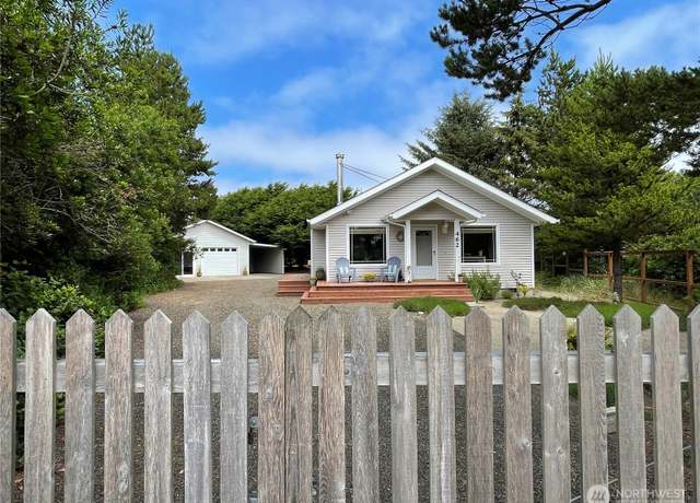 Property at 462 Ebb Ct SW, Ocean Shores, WA 98569, 2 beds, 1 bath