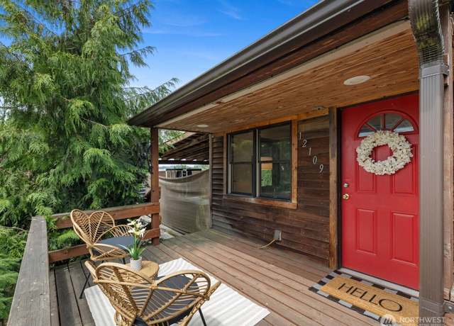 Property at 12109 Old Snohomish Monroe Rd, Snohomish, WA 98290, 3 beds, 1 bath