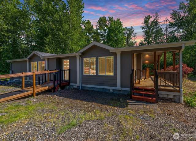 Property at 1215 E Smith Rd, Bellingham, WA 98226, 3 beds, 2 baths