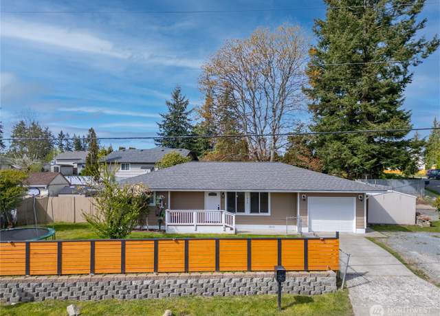 Property at 7820 Upper Ridge Rd, Everett, WA 98203, 3 beds, 1 bath