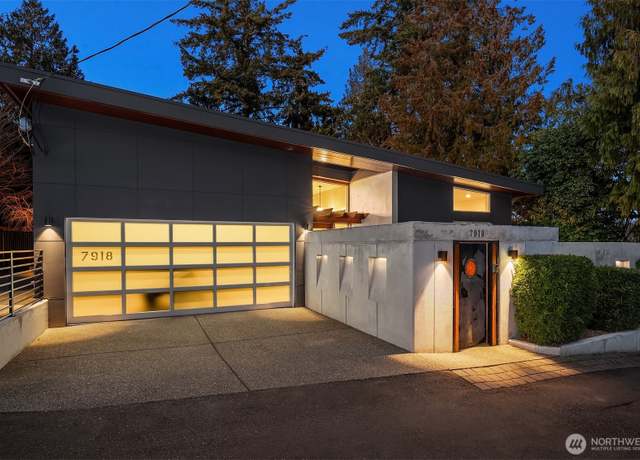 Property at 7918 Seward Park Ave S, Seattle, WA 98118, 3 beds, 3.5 baths