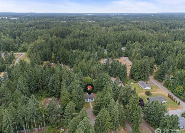 Property at 21112 129th Ave E, Graham, WA 98338, 5 beds, 2.5 baths