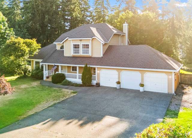 Property at 11312 134th Avenue Ct E, Puyallup, WA 98374, 4 beds, 3.5 baths