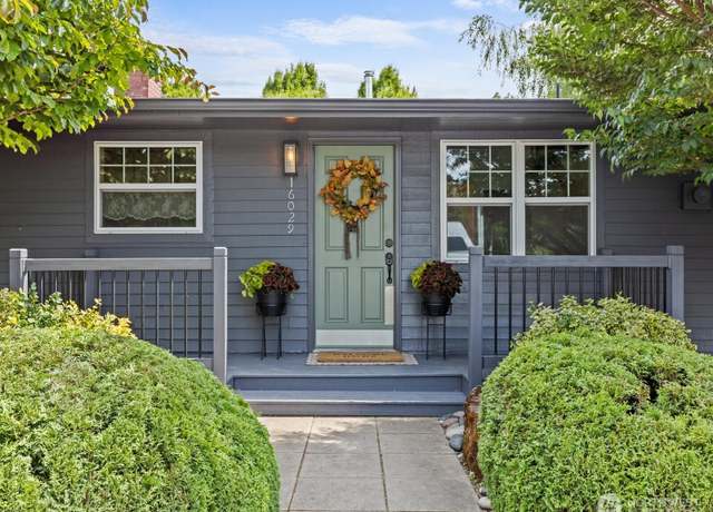 Property at 16029 179th Ave SE, Monroe, WA 98272, 3 beds, 2 baths