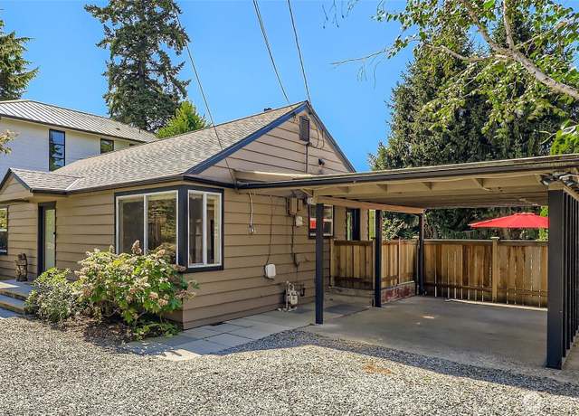 Property at 13511 30th Ave NE, Seattle, WA 98125, 2 beds, 1 bath