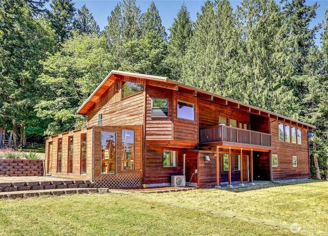 Property at 2801 West Valley Rd, Chimacum, WA 98325, 3 beds, 3 baths
