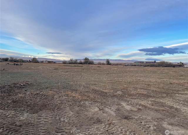 Property at 4410 Clyde Cir, Sunnyside, WA 98944