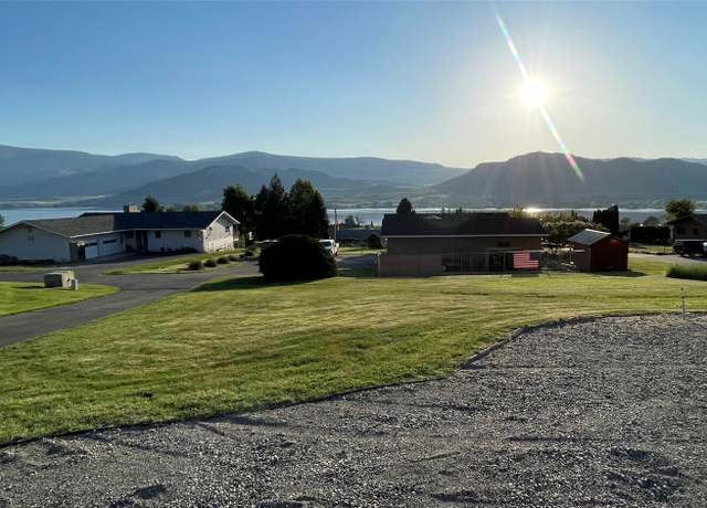 Property at 9 D Rose St, Oroville, WA 98844