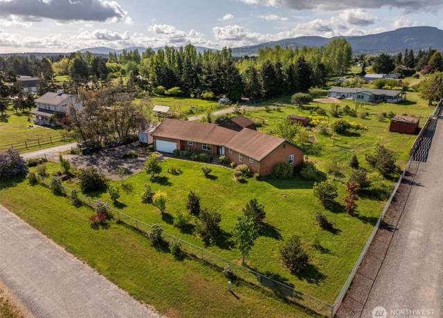 Property at 241 Griffith Farm Rd, Sequim, WA 98382, 3 beds, 2 baths