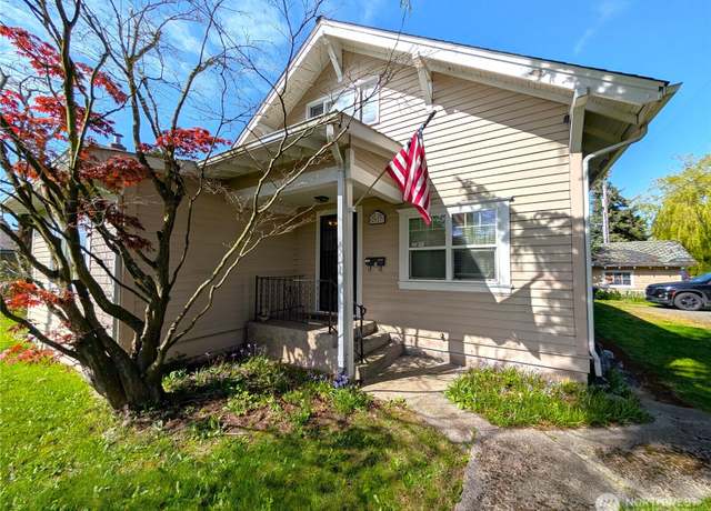 Property at 2927 Orleans St, Bellingham, WA 98226, 4 beds, 2 baths