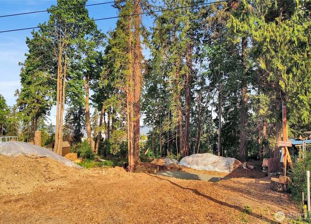 Property at 4954 Highland Dr, Blaine, WA 98230