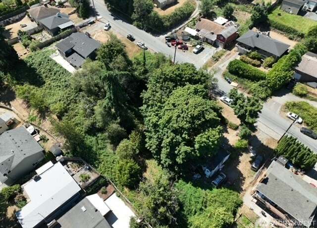 Property at 12236 Occidental Ave S, Burien, WA 98168