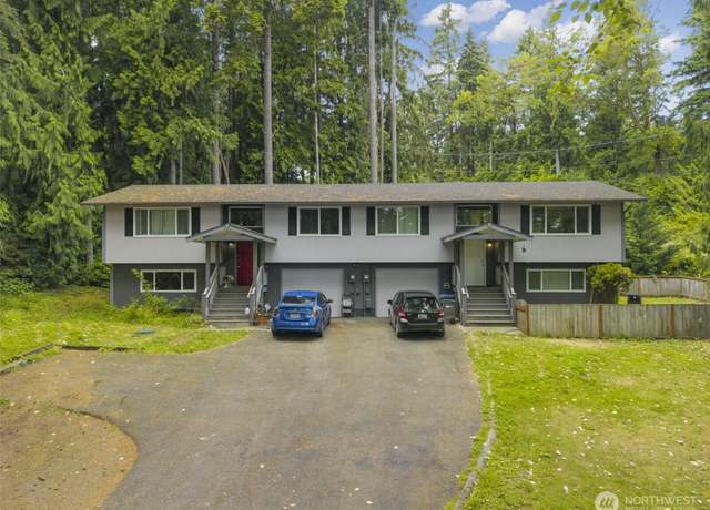 Property at 8727 Dickey Pl NW, Silverdale, WA 98383, 4 beds, 4 baths