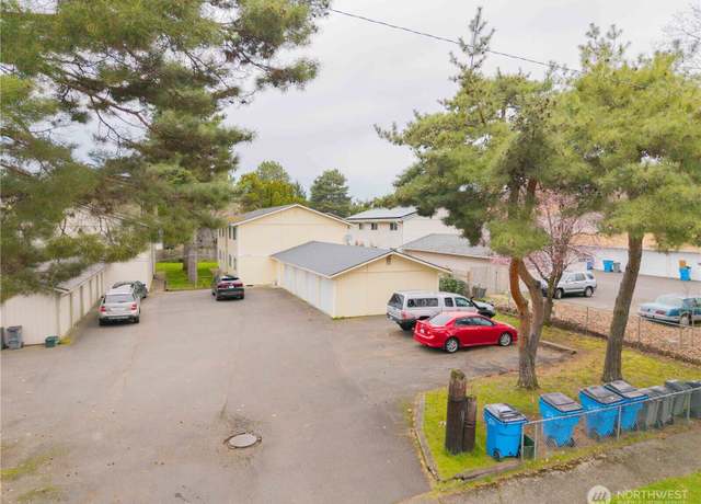 Property at 4408 Gibbons St, Vancouver, WA 98661, 8 beds, 4 baths