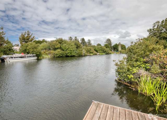 Property at 184 S Razor Clam Dr SW, Ocean Shores, WA 98569, 3 beds, 2 baths