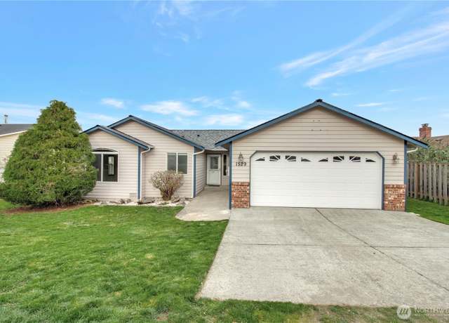 Property at 1529 Thompson Dr, Camano Island, WA 98282, 3 beds, 2 baths