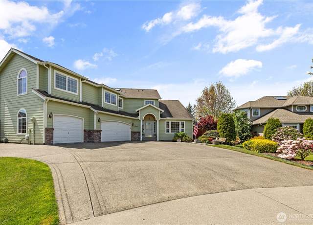 Property at 1325 Olsen Ave, Buckley, WA 98321, 5 beds, 2.5 baths
