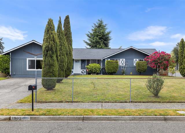 Property at 1902 E 59th St, Tacoma, WA 98404, 4 beds, 1.5 baths