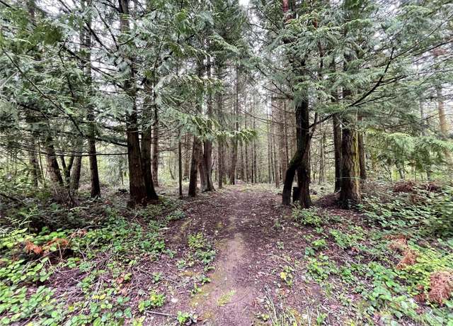 Property at 2900 Cliff St, Port Townsend, WA 98368