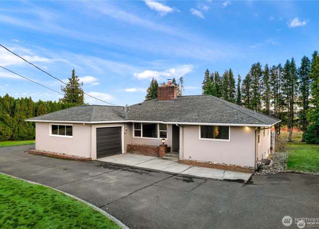 Property at 151 Bay Lyn Dr, Lynden, WA 98264, 4 beds, 2 baths