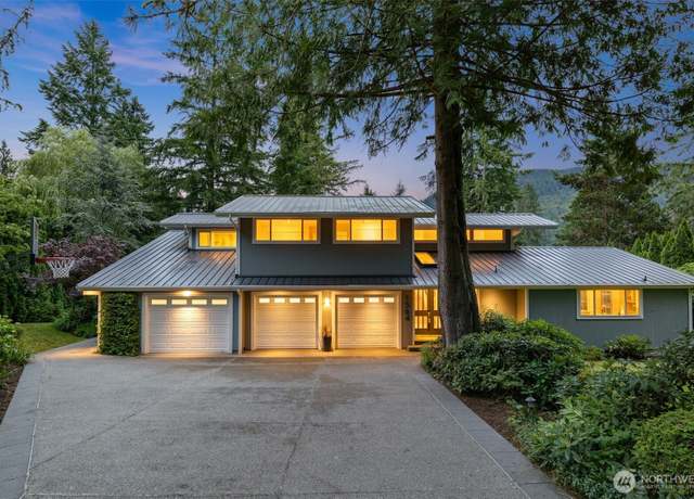 Property at 1564 Hillside Dr SE, Issaquah, WA 98027, 3 beds, 2.5 baths