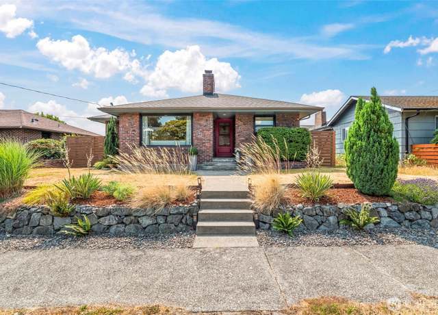 Property at 4214 N 11th St, Tacoma, WA 98406, 3 beds, 2 baths