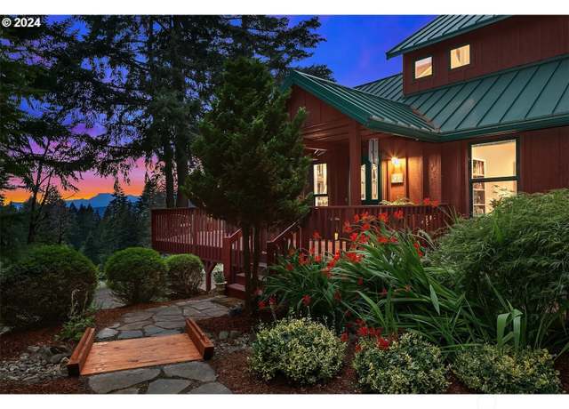 Property at 162 Bylin Rd, Stevenson, WA 98648, 5 beds, 3 baths