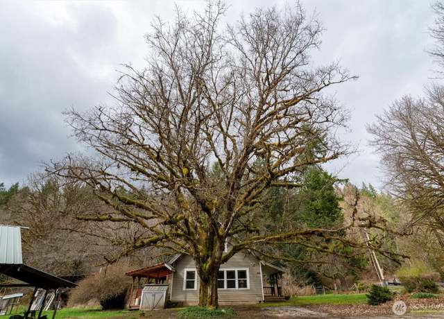 Property at 7929 Silver Lake Rd, Maple Falls, WA 98266, 3 beds, 1 bath