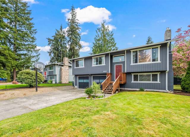 Property at 2202 28th Ave SE, Puyallup, WA 98374, 3 beds, 1.5 baths
