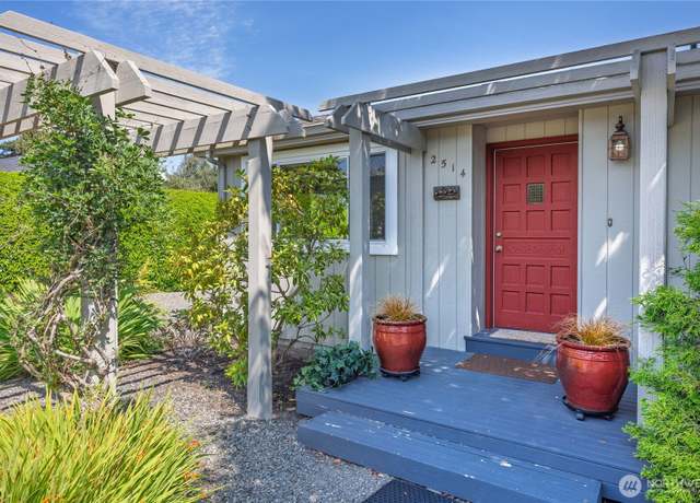 Property at 2514 Haines St, Port Townsend, WA 98368, 3 beds, 2 baths