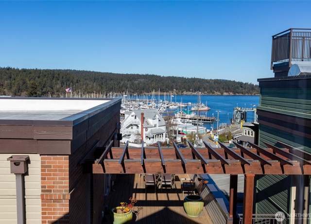 Property at 232 A St Unit R4, Friday Harbor, WA 98250, 2 beds, 2 baths