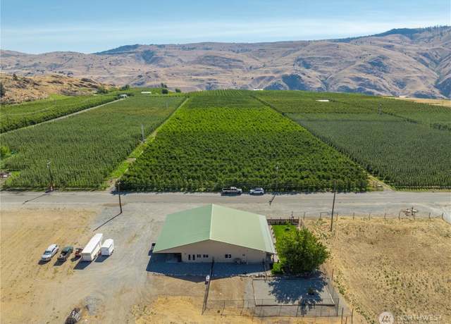 Property at 1813 Howard Flats Rd, Chelan, WA 98816, 4 beds, 3 baths