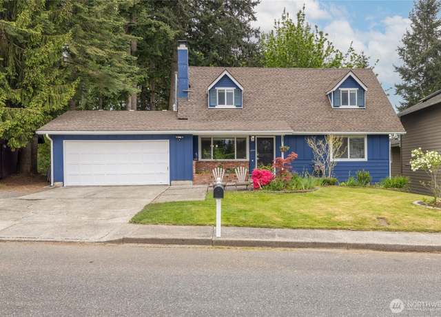 Property at 1933 Lake Crest Dr, Bellingham, WA 98229, 5 beds, 2 baths